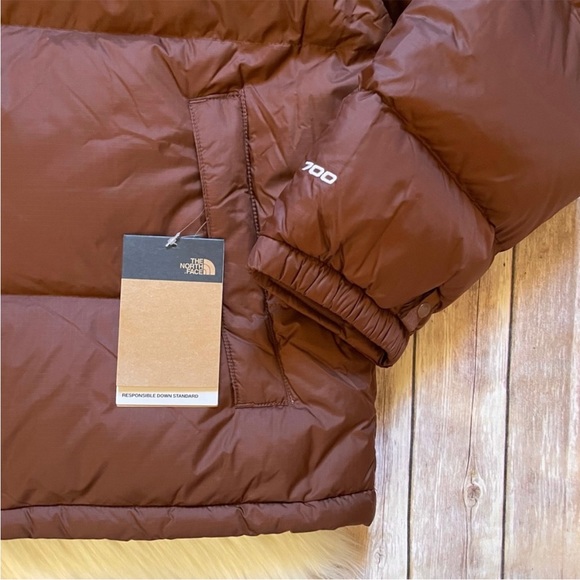 The North Face Women’s 1996 Retro Nuptse Jacket - Picture 3 of 10